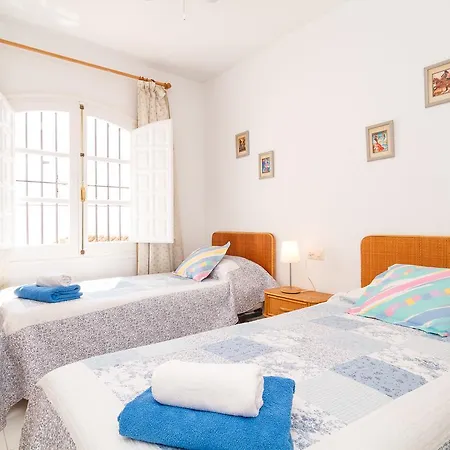 Pinos 23 Casasol * Nerja